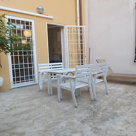 San Felice Terrace Lägenhet Bologna